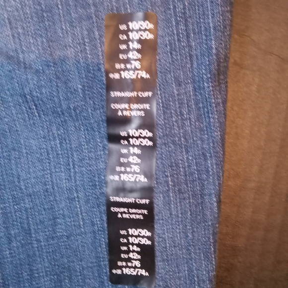 Never Worn Denim Cuffed Capris - Picture 4 of 4